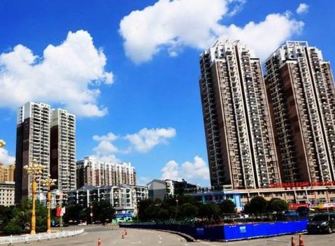 给你1000万，你会投资“房产”还是“工厂”？房价走向就在答案里